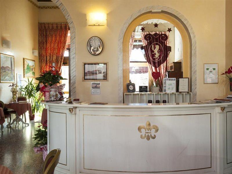 Albergo Antica Corte Marchesini Campagna Lupia Ngoại thất bức ảnh