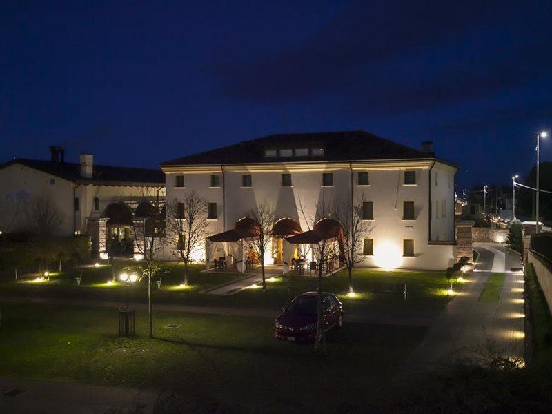 Albergo Antica Corte Marchesini Campagna Lupia Ngoại thất bức ảnh