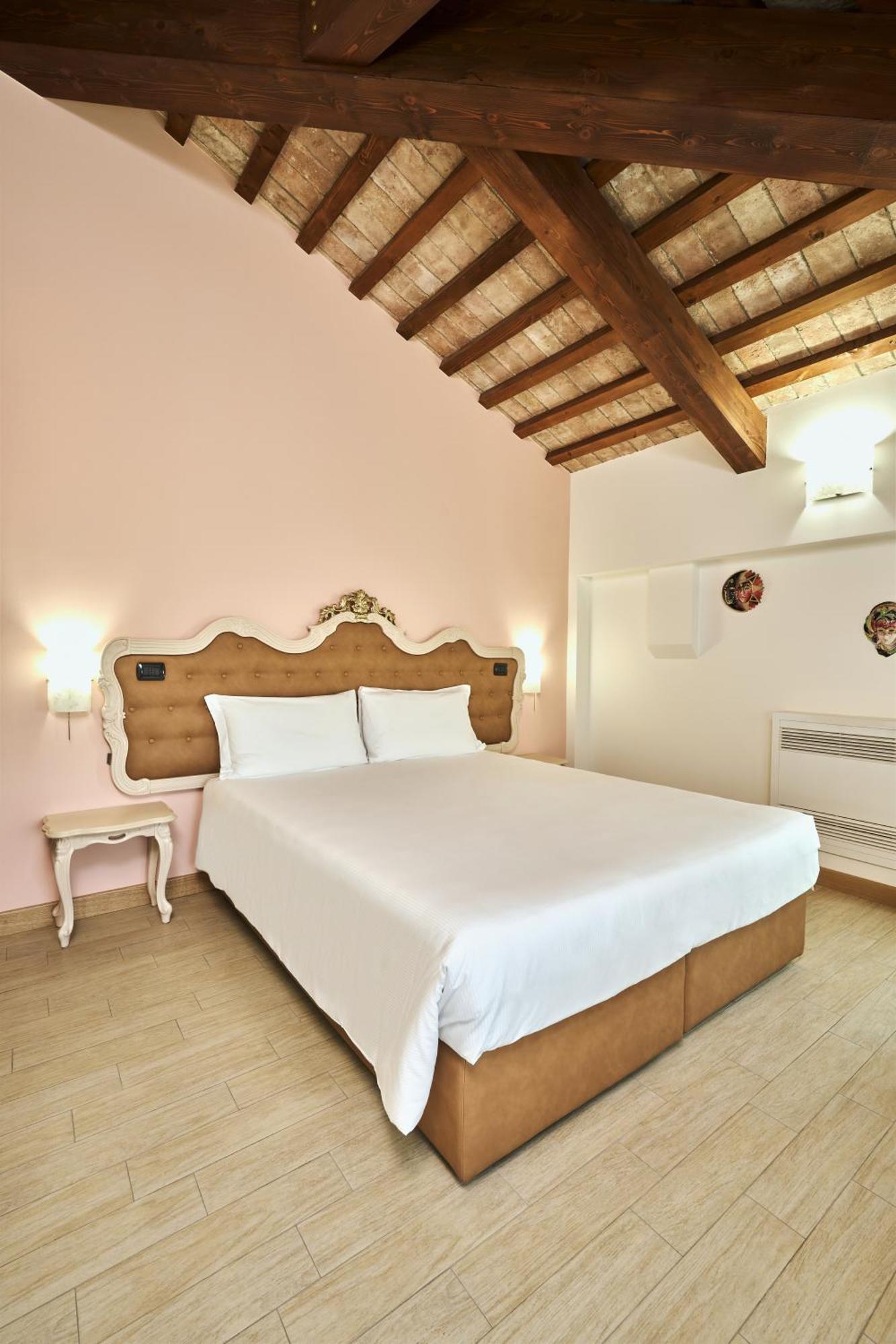 Albergo Antica Corte Marchesini Campagna Lupia Ngoại thất bức ảnh